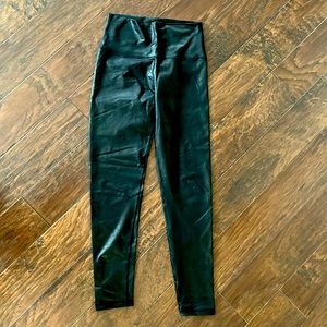 Aerie Offline High Waisted Crackle Leggings